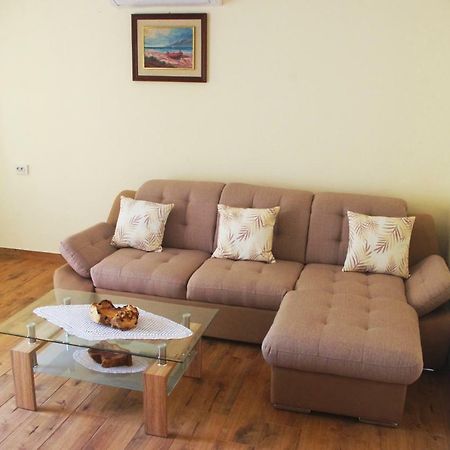 Holiday Home Ruda Винишче Экстерьер фото