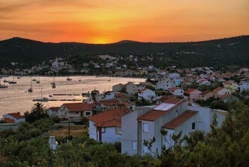 Holiday Home Ruda Винишче Экстерьер фото